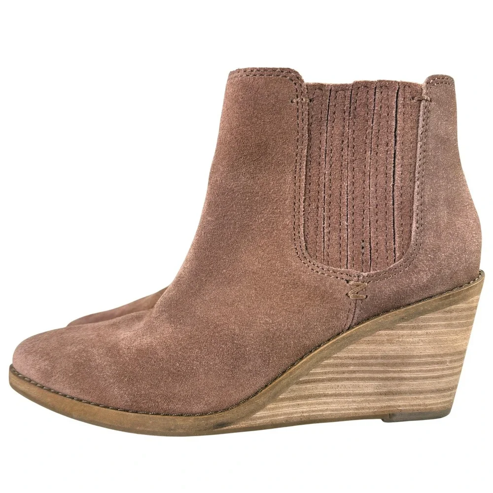 Frye and Co Wedge Booties Womens 7 Brown Suede Pointed Toe Ankle Boots